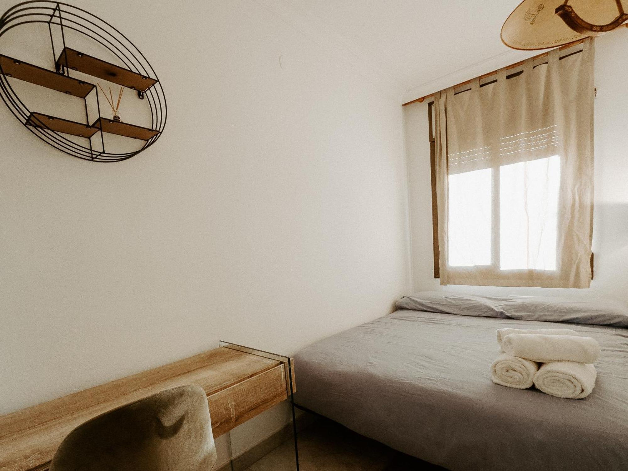 Charming Rooms In Shared Apartment Near Camp Nou Βαρκελώνη Δωμάτιο φωτογραφία