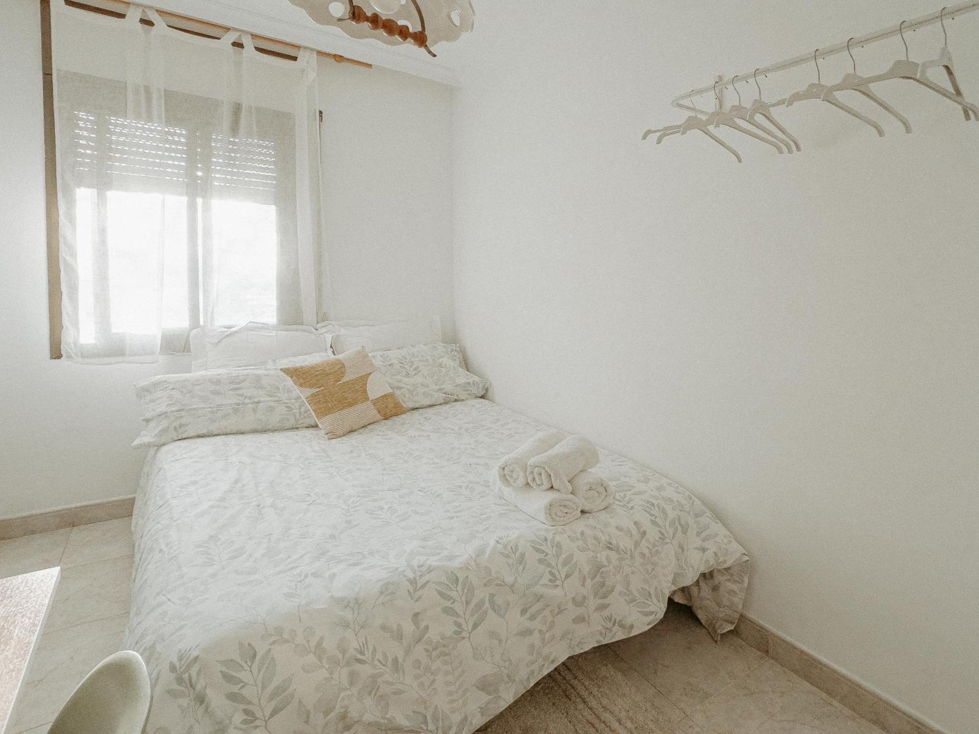 Charming Rooms In Shared Apartment Near Camp Nou Βαρκελώνη Δωμάτιο φωτογραφία