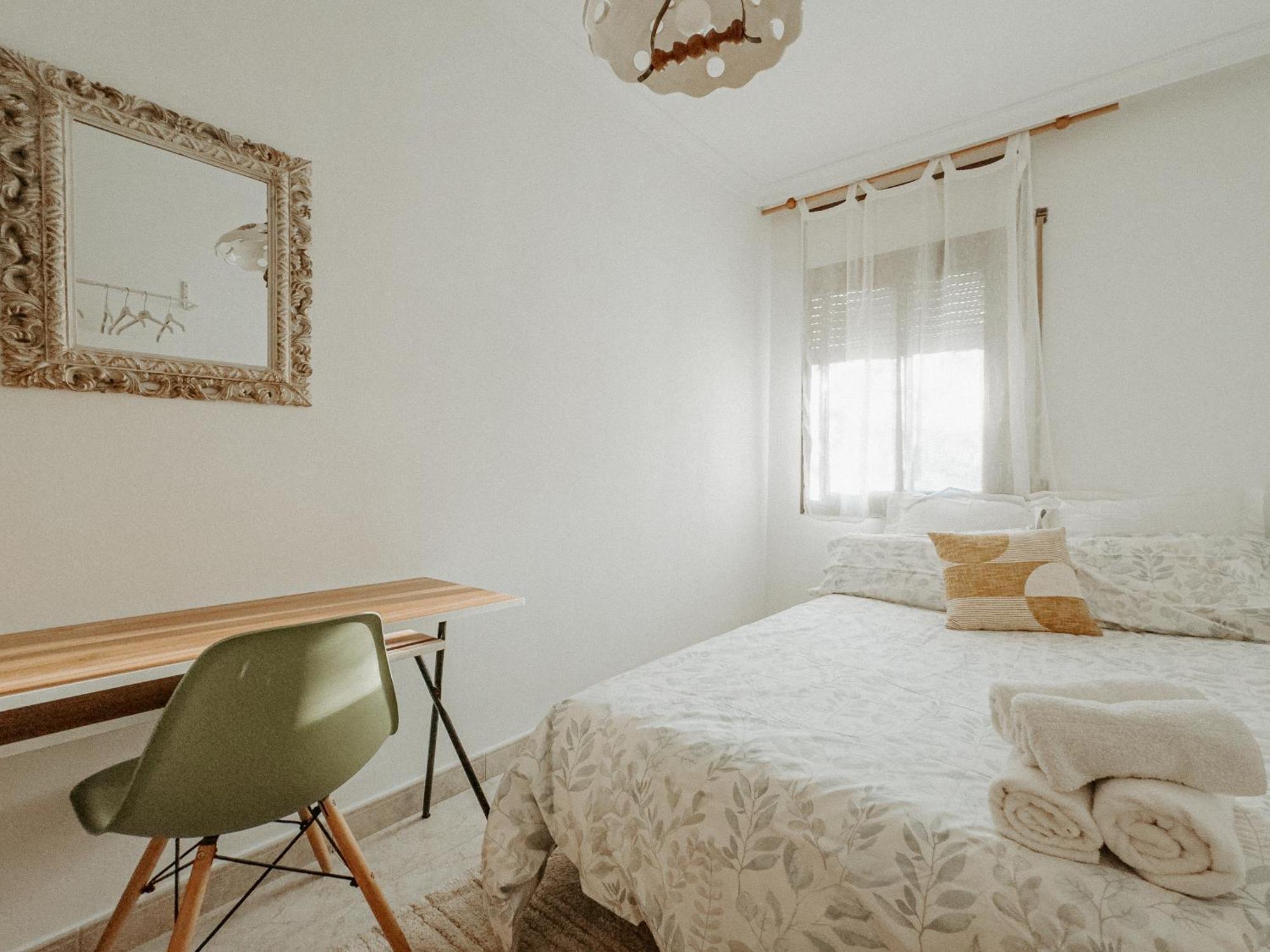 Charming Rooms In Shared Apartment Near Camp Nou Βαρκελώνη Δωμάτιο φωτογραφία
